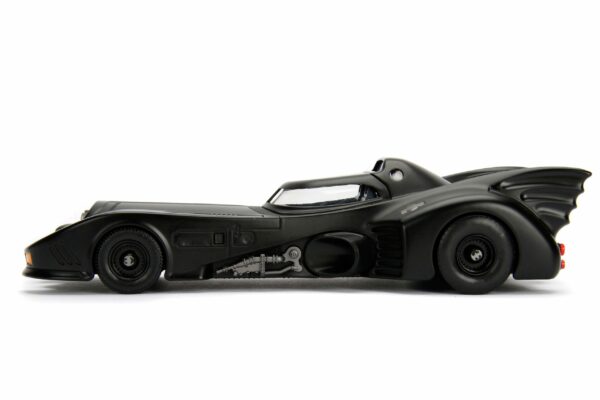 Batman Build N' Collect Diecast Kit 1/24 1989 Batmobil mit Batman Figur – Bild 6