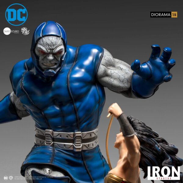 DC Comics Diorama 1/6 Wonder Woman Vs Darkseid by Ivan Reis 54 cm – Bild 8