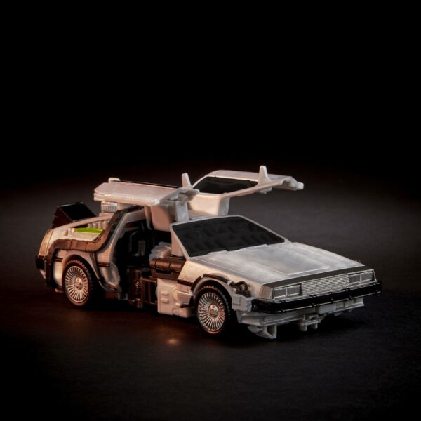 Transformers x Zurück in die Zukunft Actionfigur Delorian 14 cm – Bild 8