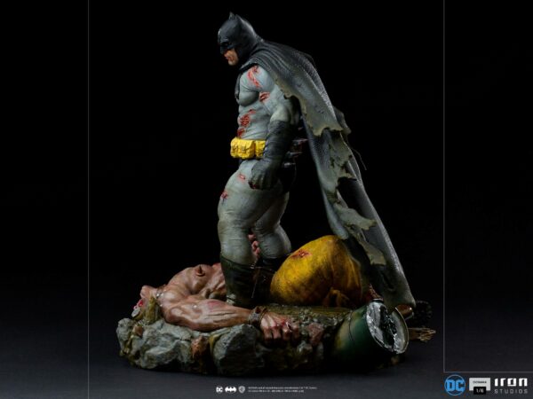 Batman - Die Rückkehr des Dunklen Ritters Diorama 1/6 Batman 38 cm – Bild 3
