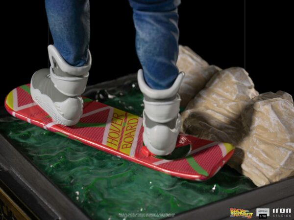 Zurück in die Zukunft II Art Scale Statue 1/10 Marty McFly on Hoverboard 22 cm – Bild 9