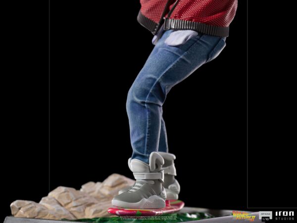 Zurück in die Zukunft II Art Scale Statue 1/10 Marty McFly on Hoverboard 22 cm – Bild 8
