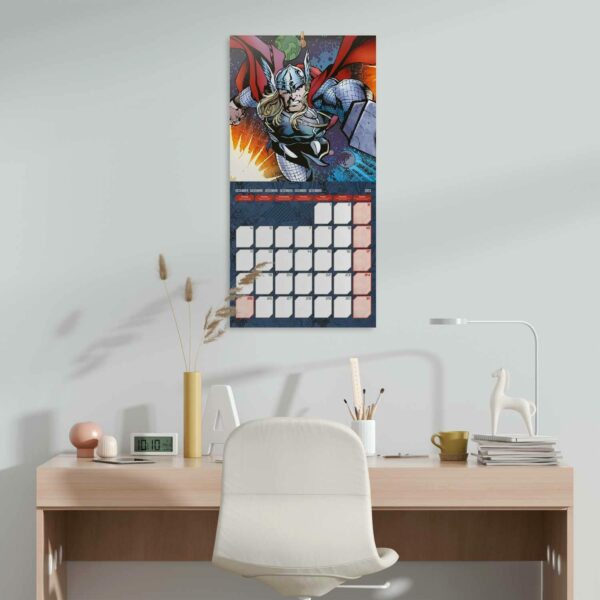 Avengers Jahreskalender 2023 mit Geschenkposter – Bild 7