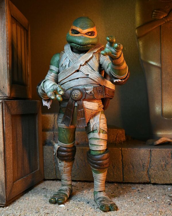 Neca Universal Monsters x TMNT Ultimate Michelangelo as The Mummy 18cm – Bild 6
